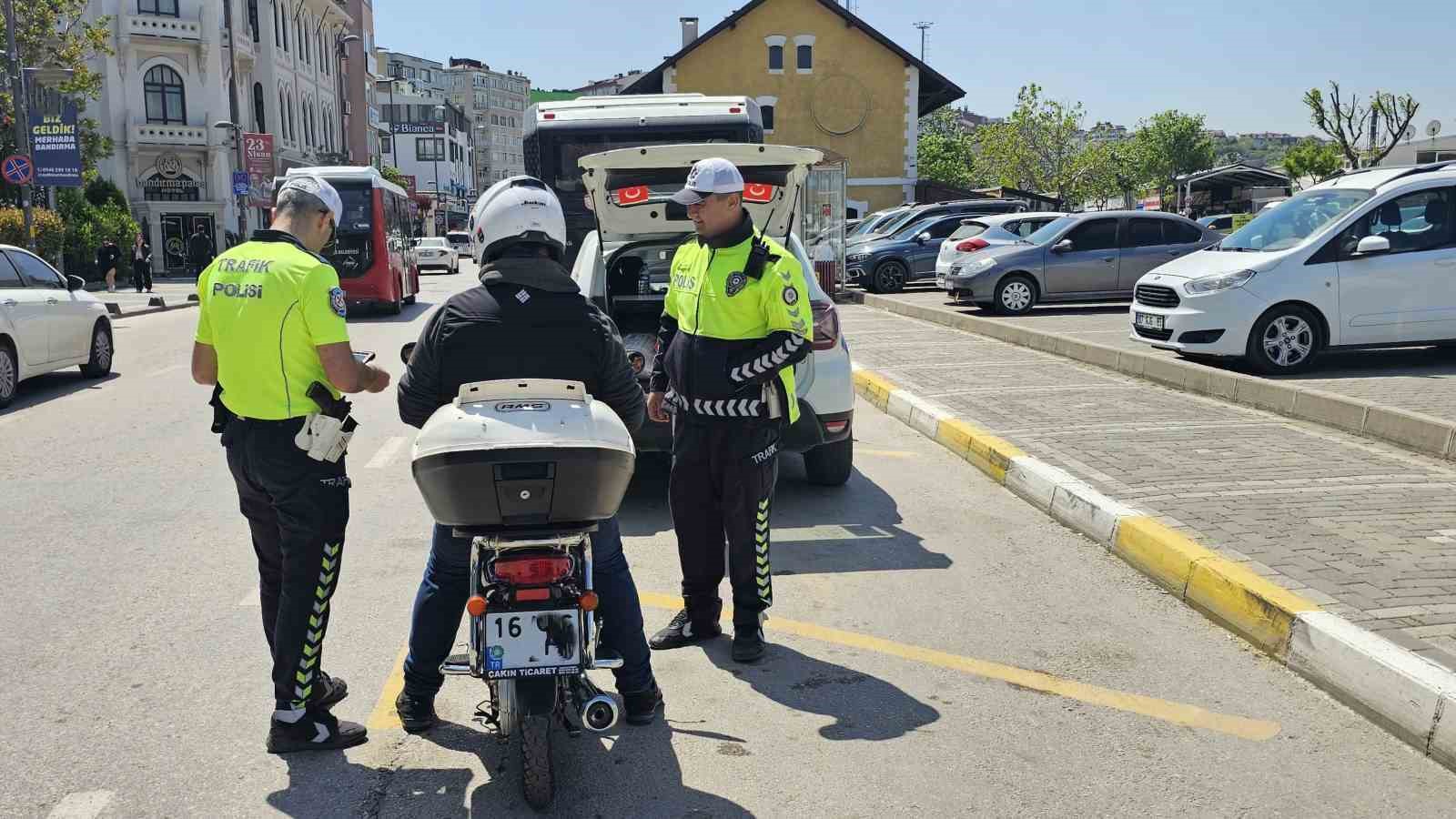 Bandırma’da trafikte sıkı denetim