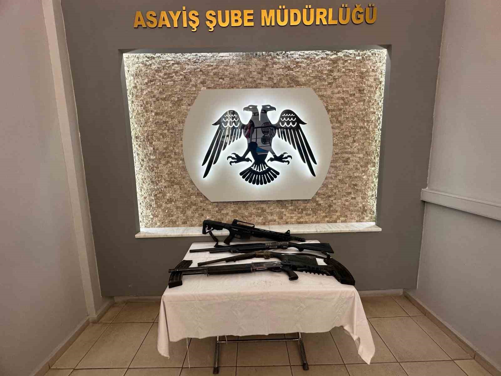 Malatya’da 10 yıl 8 ay kesinleşmiş hapis cezası ile aranan şahıs yakalandı