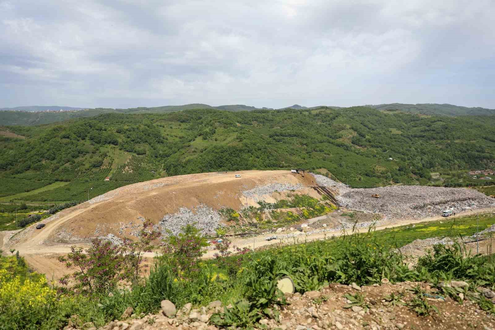 Özlü hayvan konukevi ve katı atık tesisini inceledi
