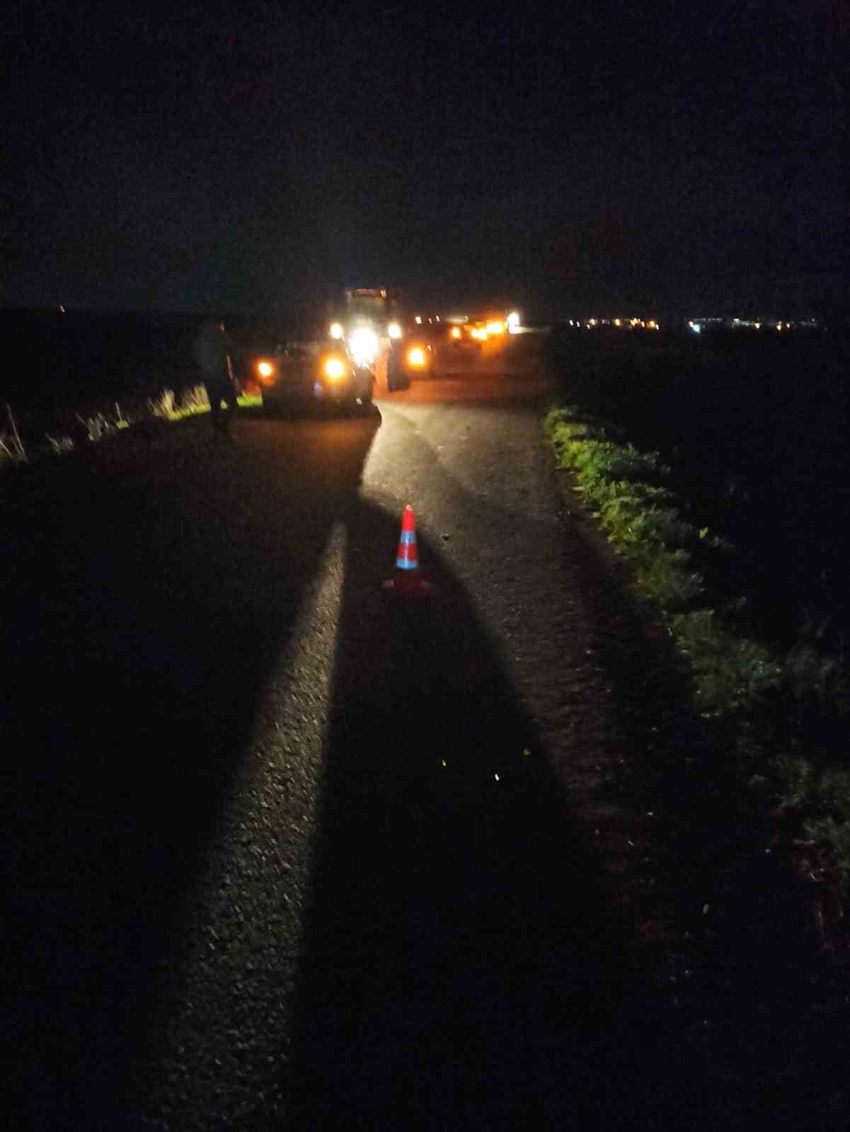 Kars’ta 2 hafif ticari araç çarpıştı: 1 ölü, 4 yaralı