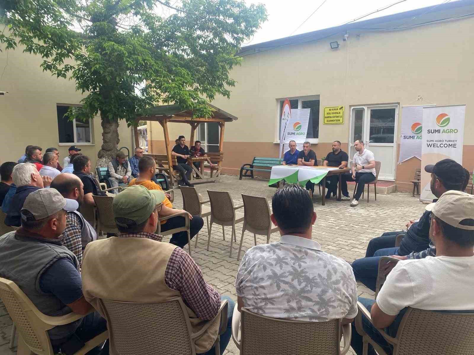 Sarıgöl’de Unlubit zararlısına karşı feromon tuzakları dağıtıldı