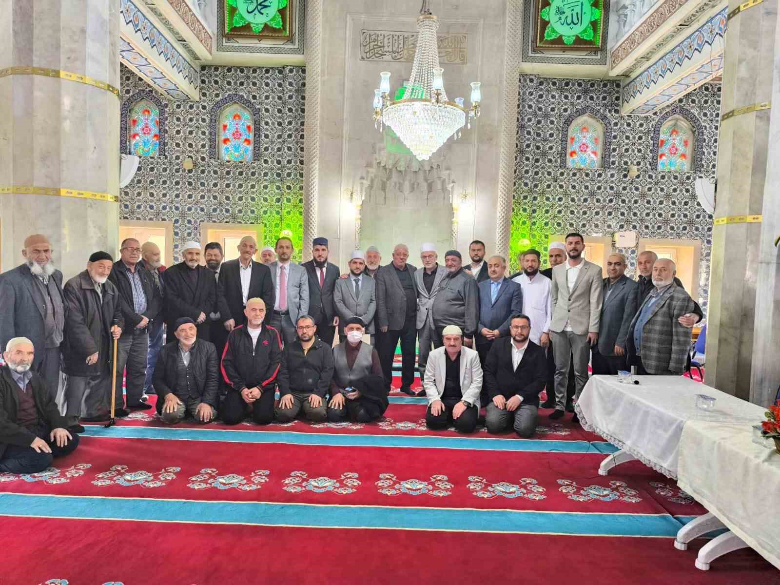 Erzurum’da din görevlileri hafızlıkta yarıştı