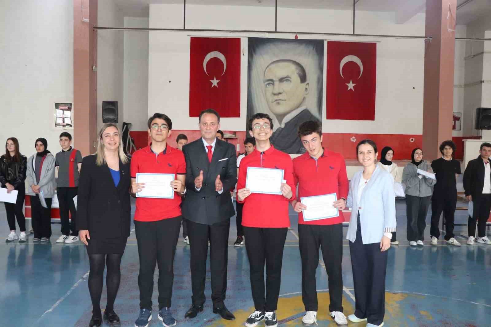 Bozüyük’te Liseler Arası Kültür ve Aktüalite Yarışması