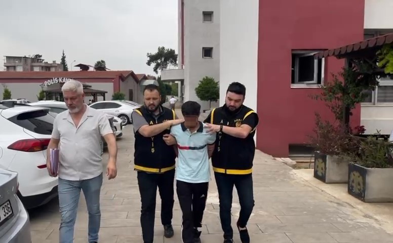 Duvara tırmanıp kablo &ccedil;alan ş&uuml;pheli tutuklandı
