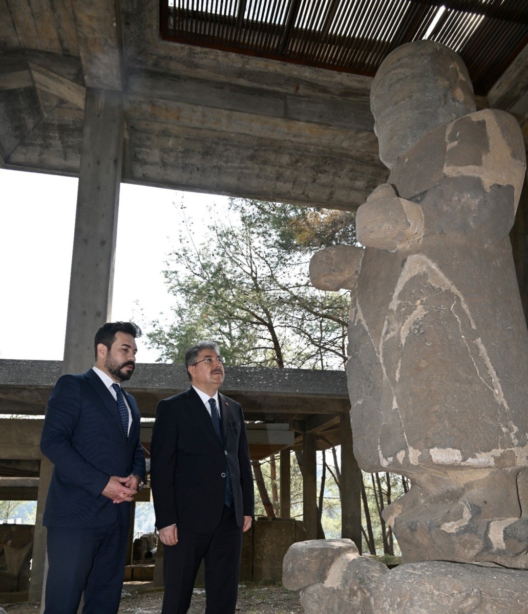 Osmaniye&rsquo;deki "Karatepe Yazıtları" UNESCO D&uuml;nya Belleği K&uuml;t&uuml;ğ&uuml;ne kaydedildi
