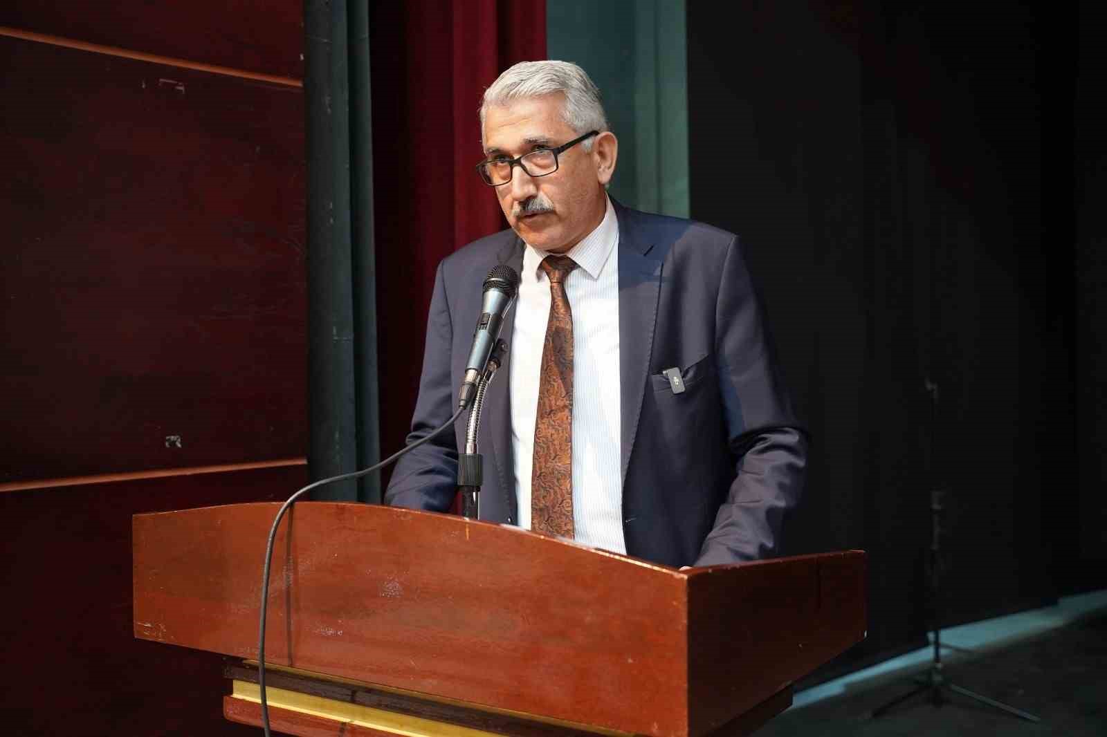 Kahta&rsquo;da İngilizce Şarkı Yarışması b&uuml;y&uuml;k beğeni topladı
