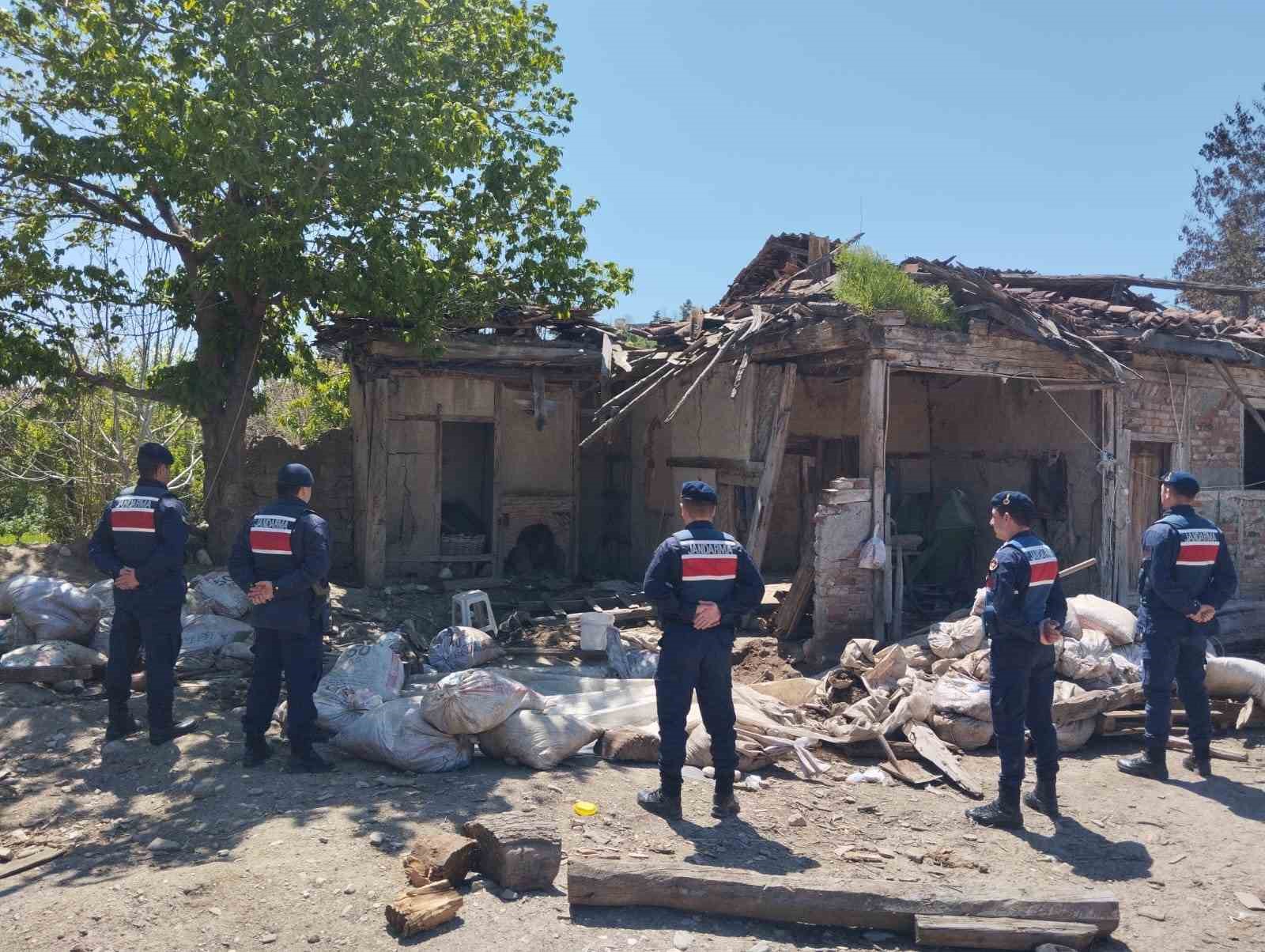 Yaptığı kaçak kazıyla 2 bin yıllık Roma mozaiğini ortaya çıkartan şüpheli kendini sosyal medyada ifşa etti