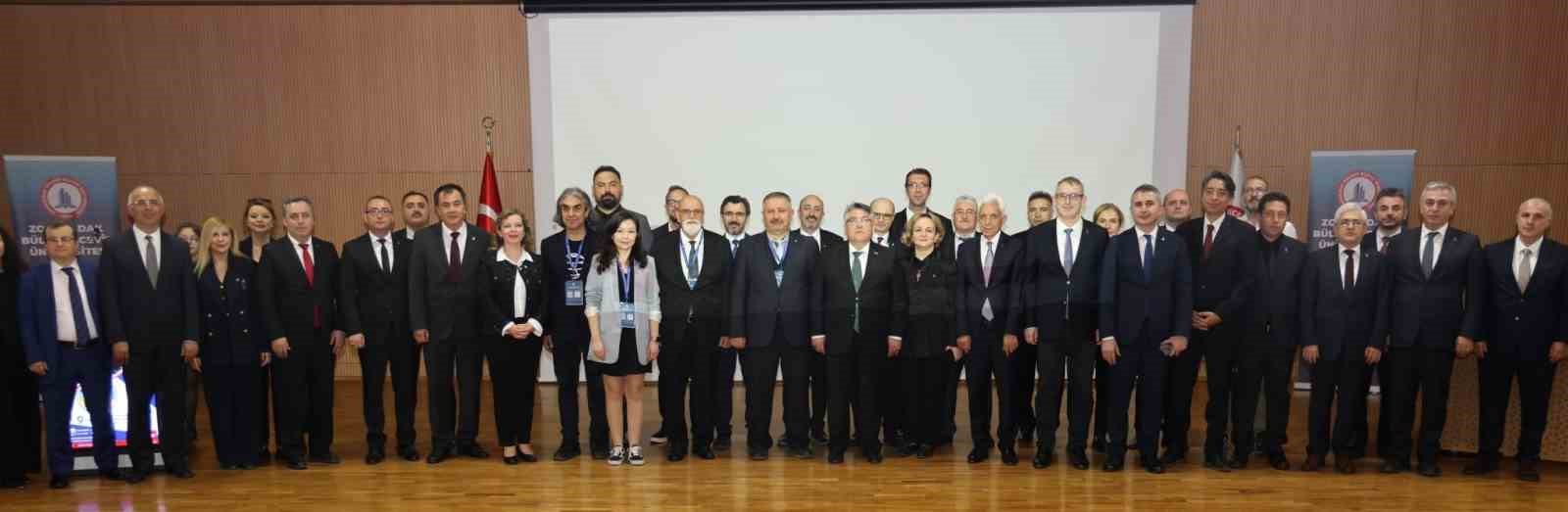 Geleceğin M&uuml;hendisleri BEUN&rsquo;da buluştu; "EFIS 2025" sempozyumu başladı
