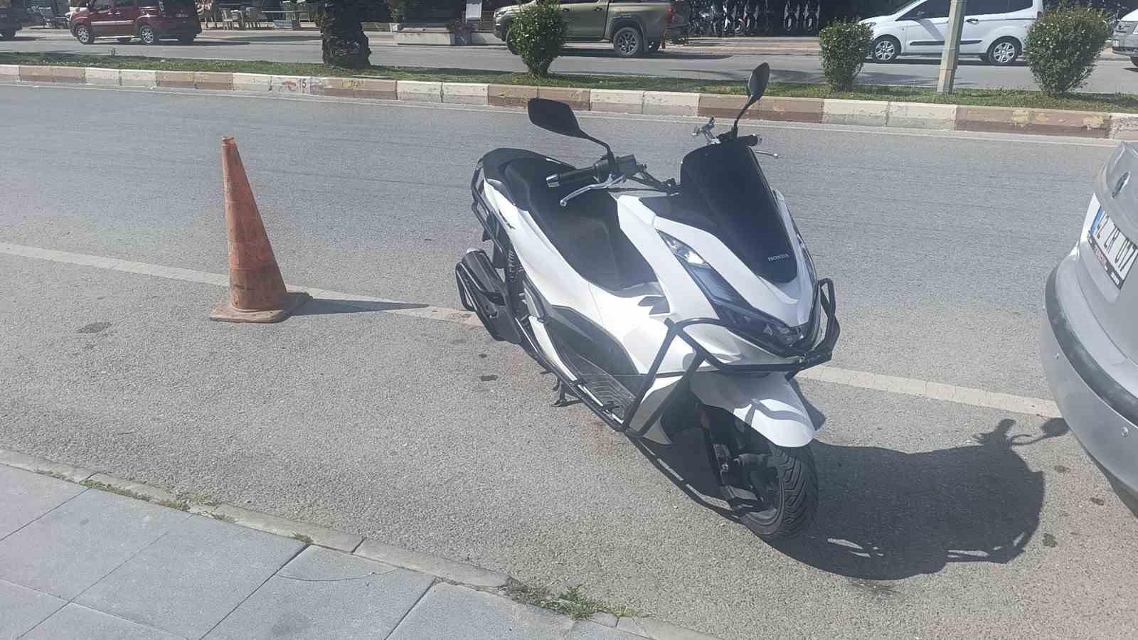 Huzurevi sakinine motosiklet &ccedil;arptı
