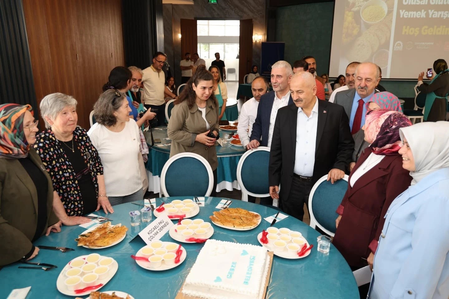 Glütensiz lezzetler yarıştı, damaklar şenlendi
