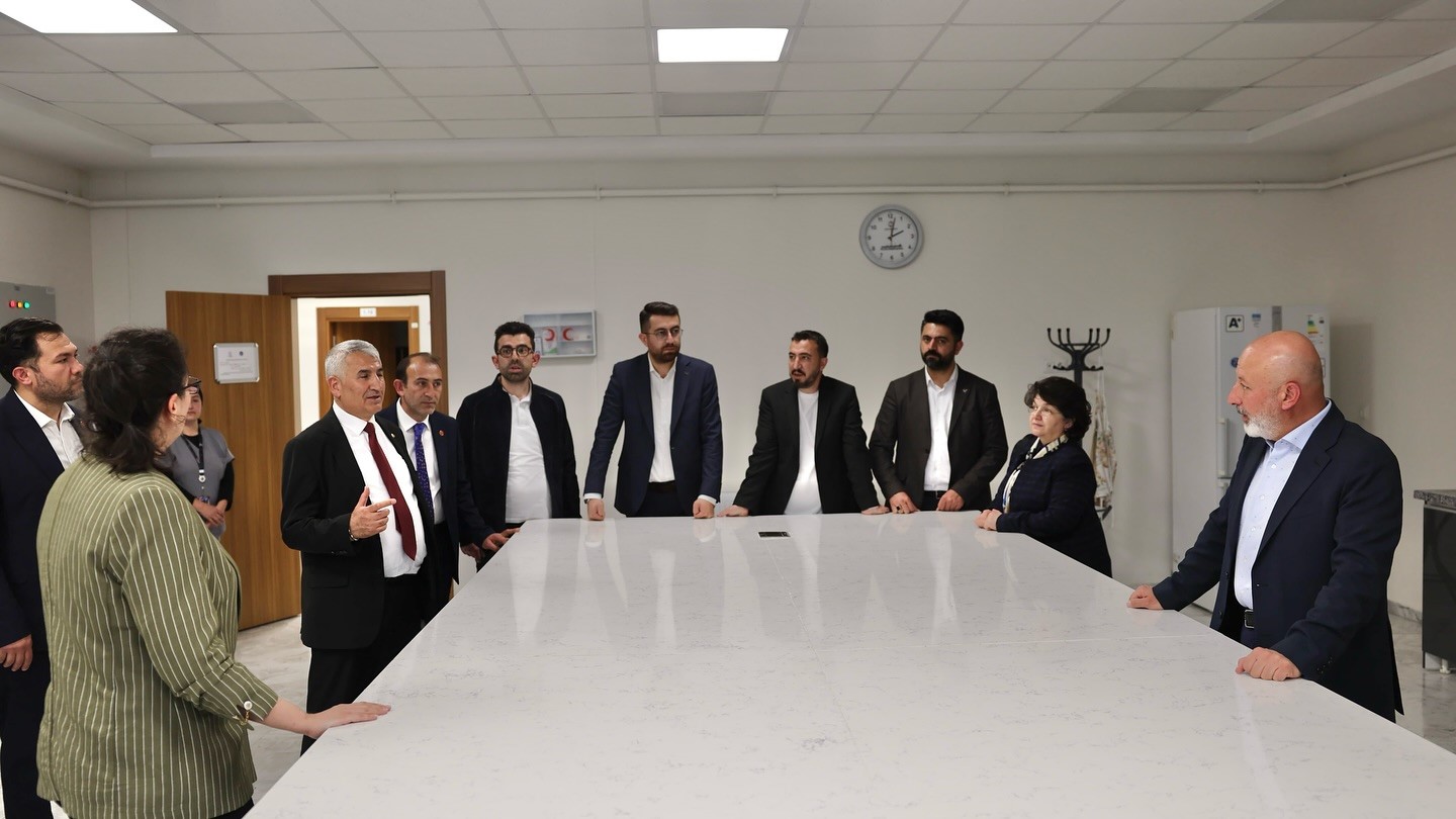 Başkan &Ccedil;olakbayrakdar: "Kendi &ouml;z kaynaklarıyla T&uuml;rkiye&rsquo;de sayılı, vizyonuyla &ouml;nc&uuml; bir belediyeyiz"
