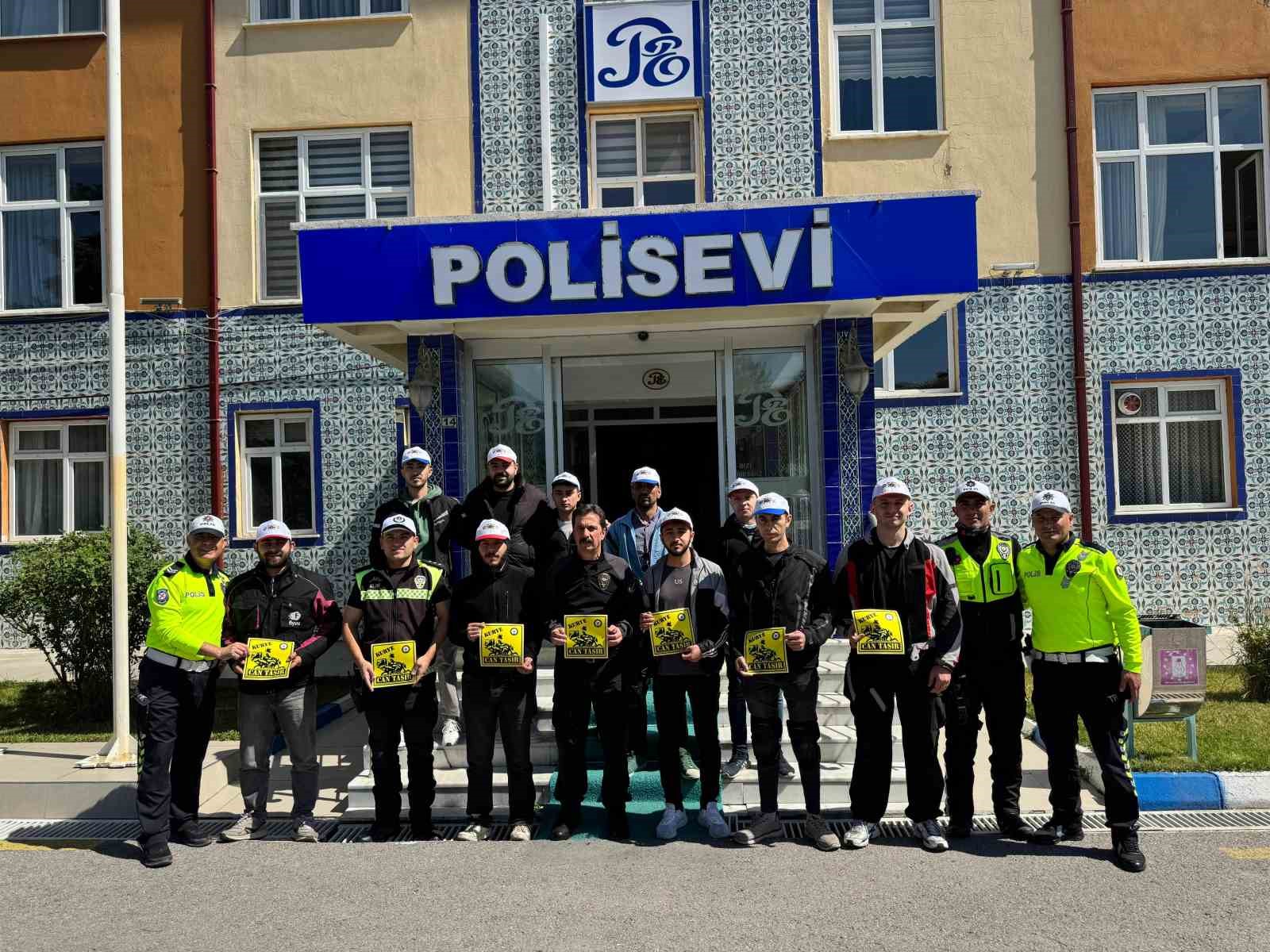 Kütahya’da trafik eğitim ve bilgilendirme faaliyetleri