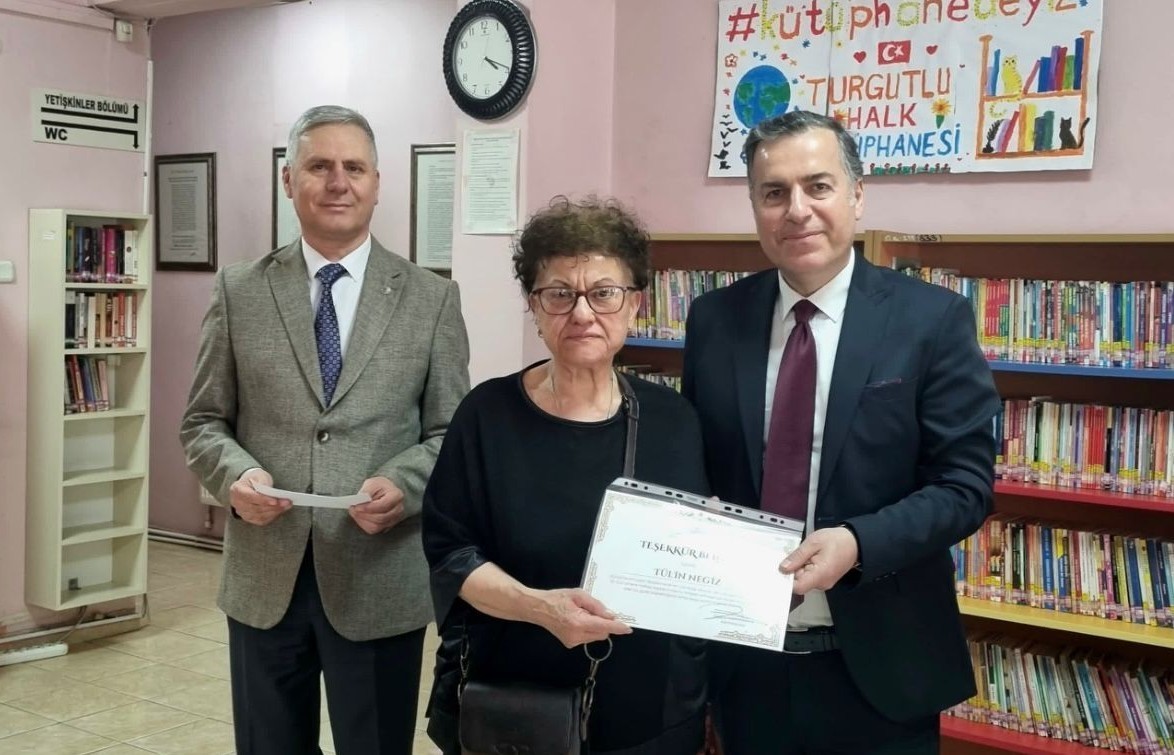 Turgutlu’da en çok kitap okuyanlar ödüllendirildi