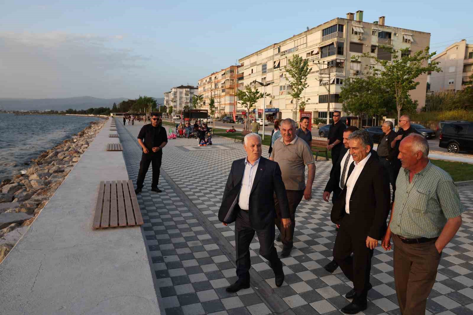 Büyükşehir’den Kurşunlu sahil yoluna otopark müjdesi
