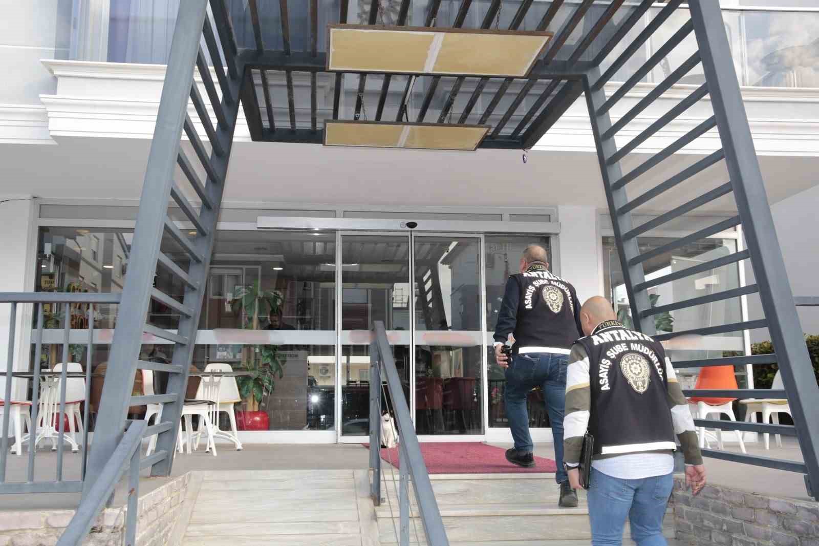 Antalya&rsquo;da 405 g&uuml;n&uuml;birlik konaklama yeri denetlendi, 1 işletmeye cezai işlem uygulandı
