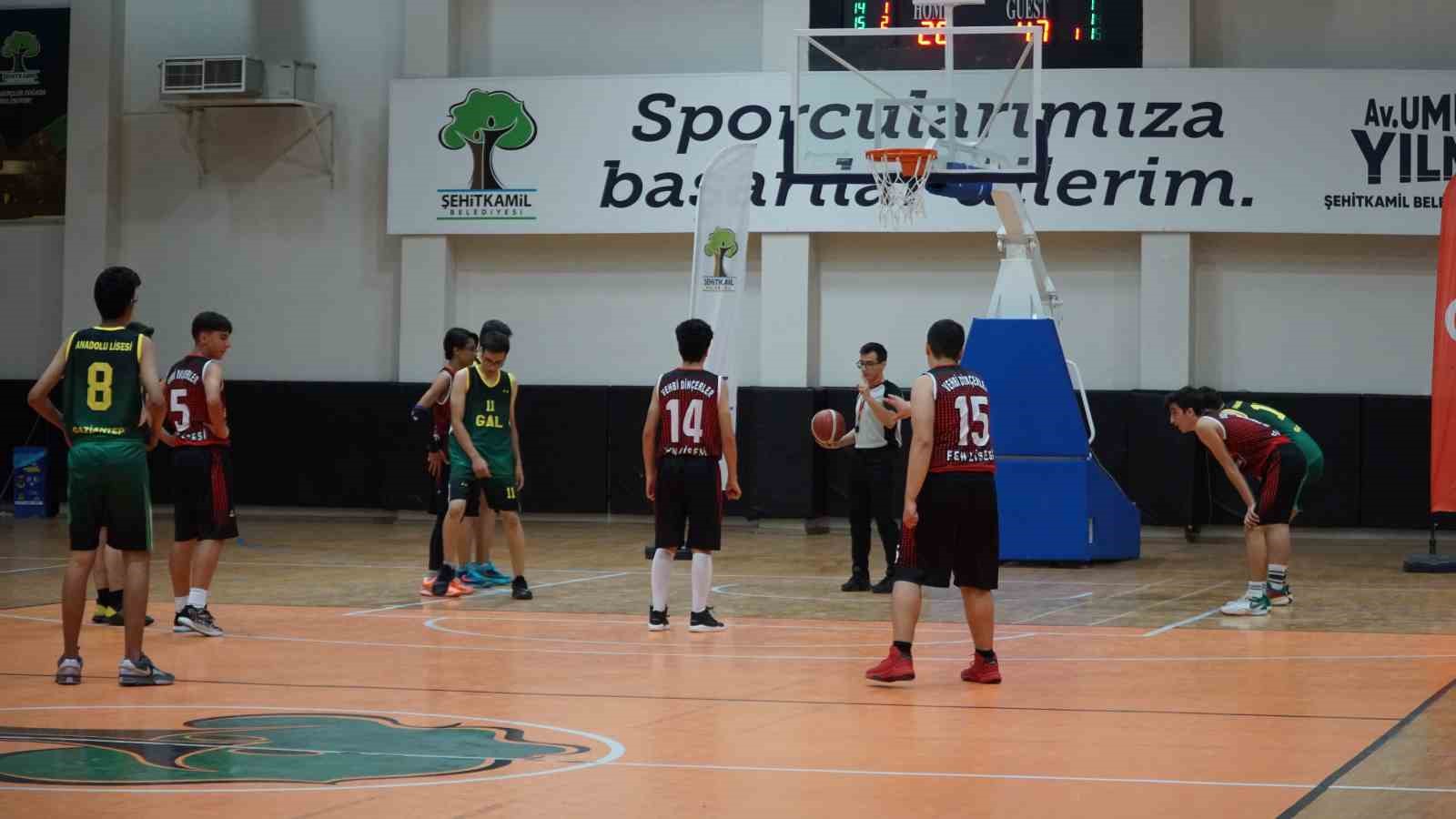 Şehitkamil’de gençlik, bayramını coşkuyla kutlayacak