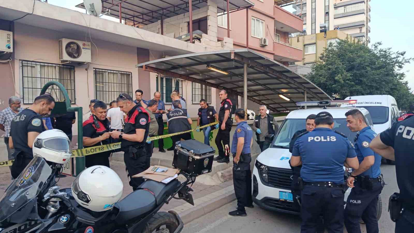 Baba "Size anne acısı yaşatacağım" diyerek eski eşini öldürmüş