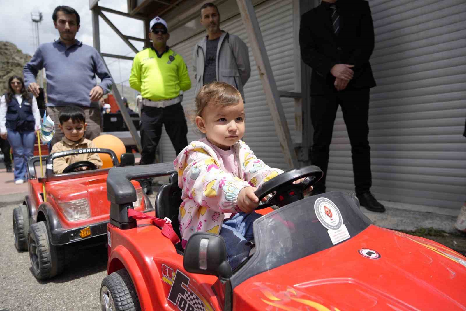 Gümüşhane’de Karayolu Trafik Haftası kapsamında etkinlikler düzenlendi
