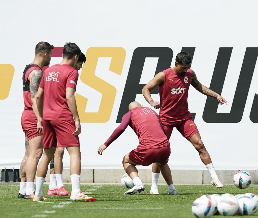 Galatasaray, Trabzonspor maçı hazırlıklarına devam etti
