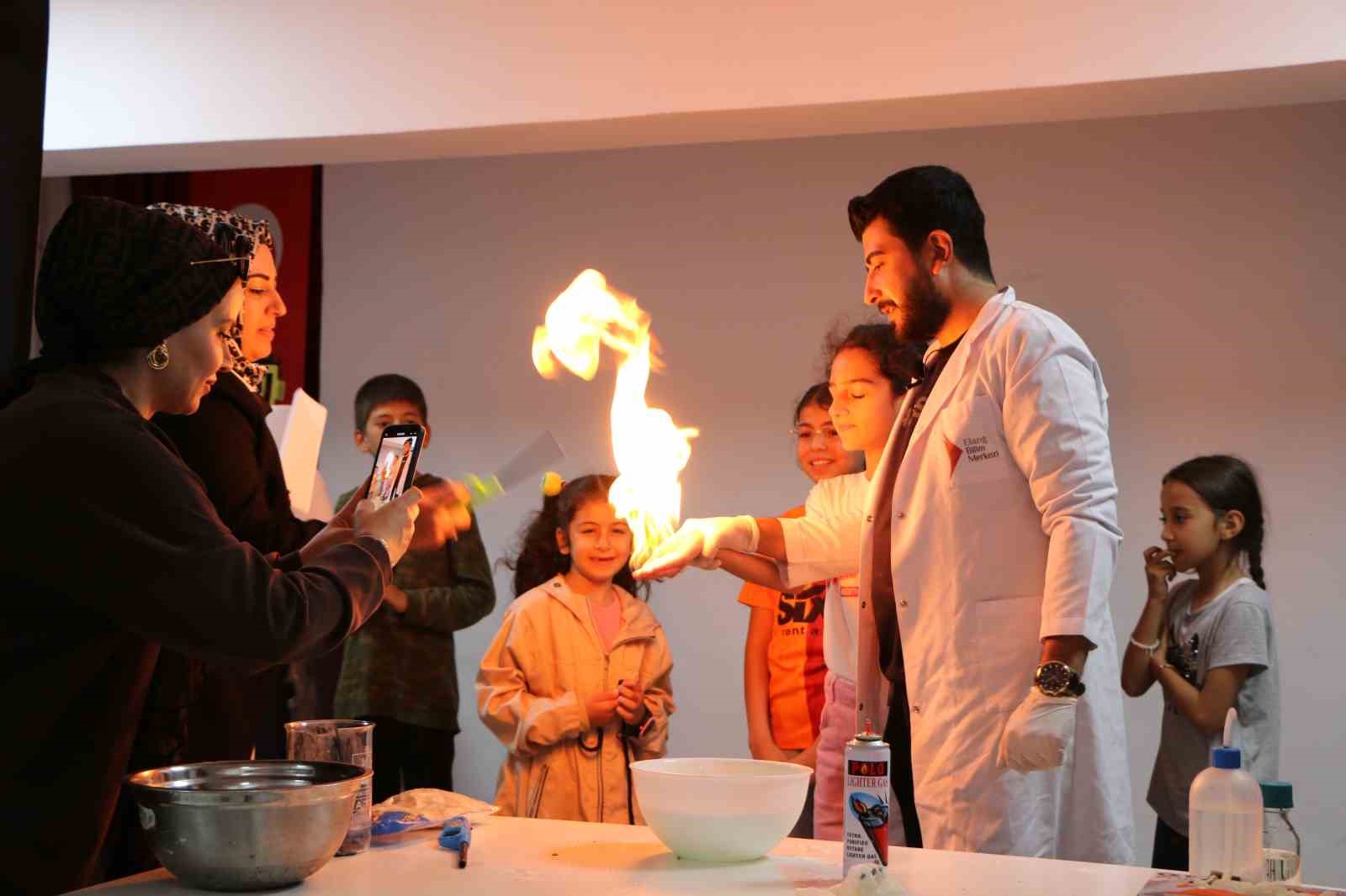 Elazığ Bilim Merkezi, Tunceli’de öğrencilerle buluştu