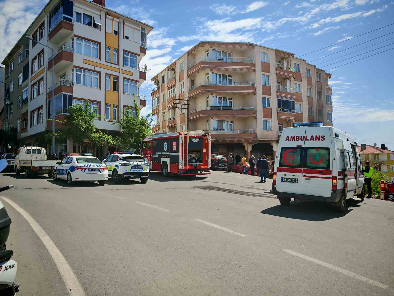 Tekirdağ&rsquo;da depo yangını

