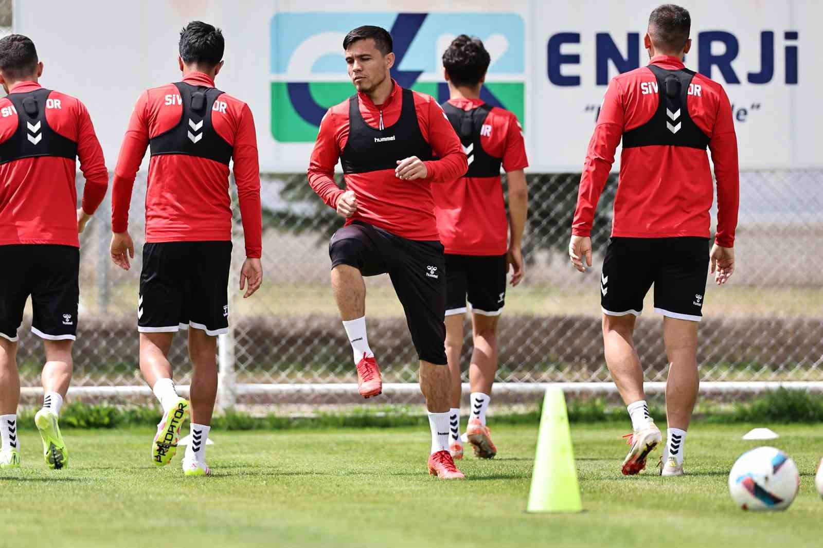 Sivasspor, Bodrum FK ma&ccedil;ına hazırlanıyor

