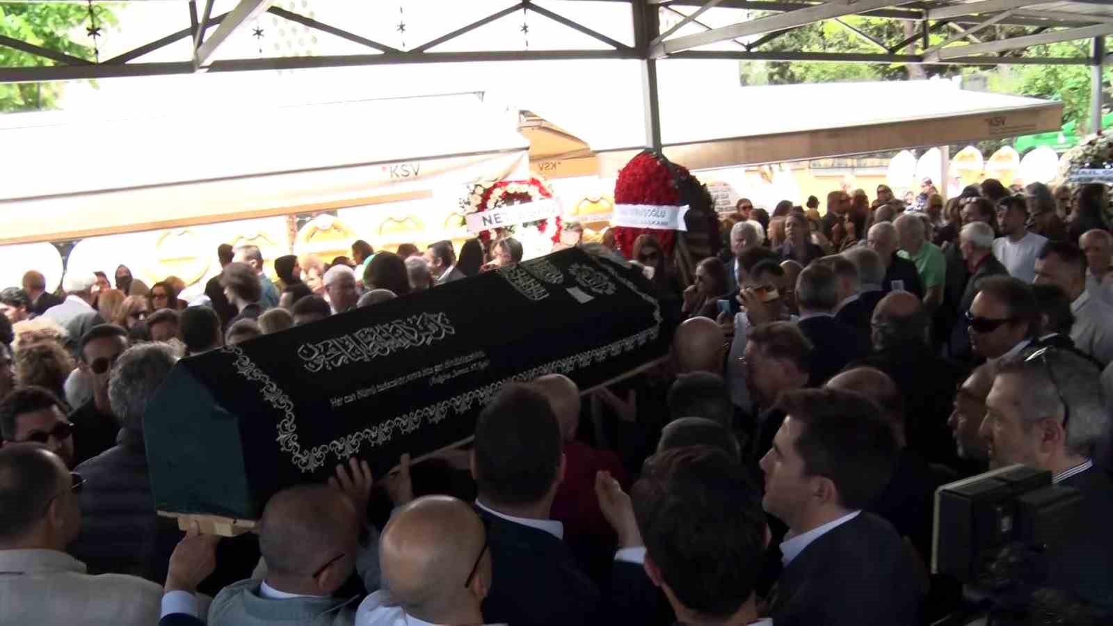 İş kadını Pınar Eczacıbaşı son yolculuğuna uğurlandı
