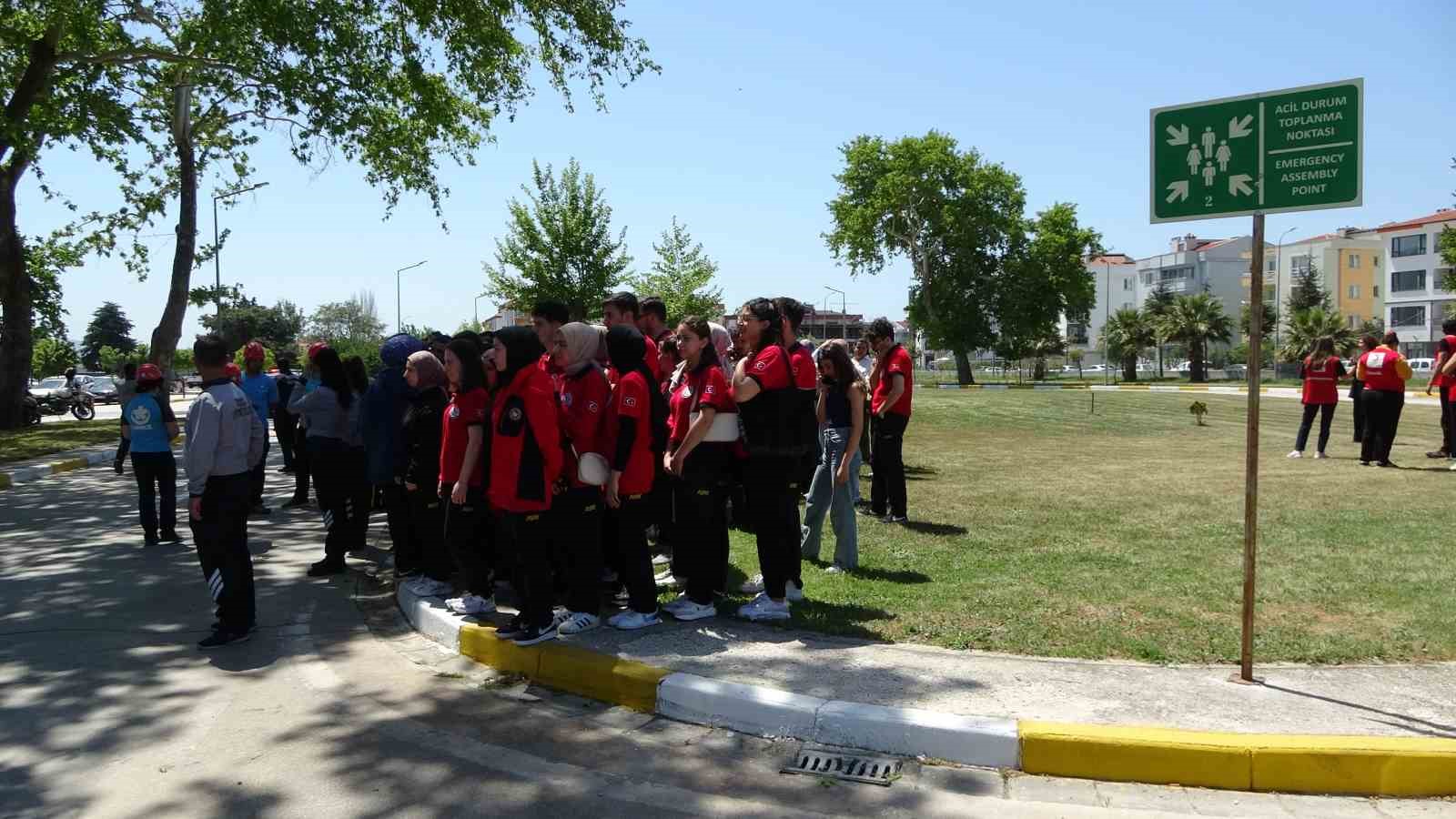 Çanakkale Havalimanı’nda deprem tatbikatı yapıldı