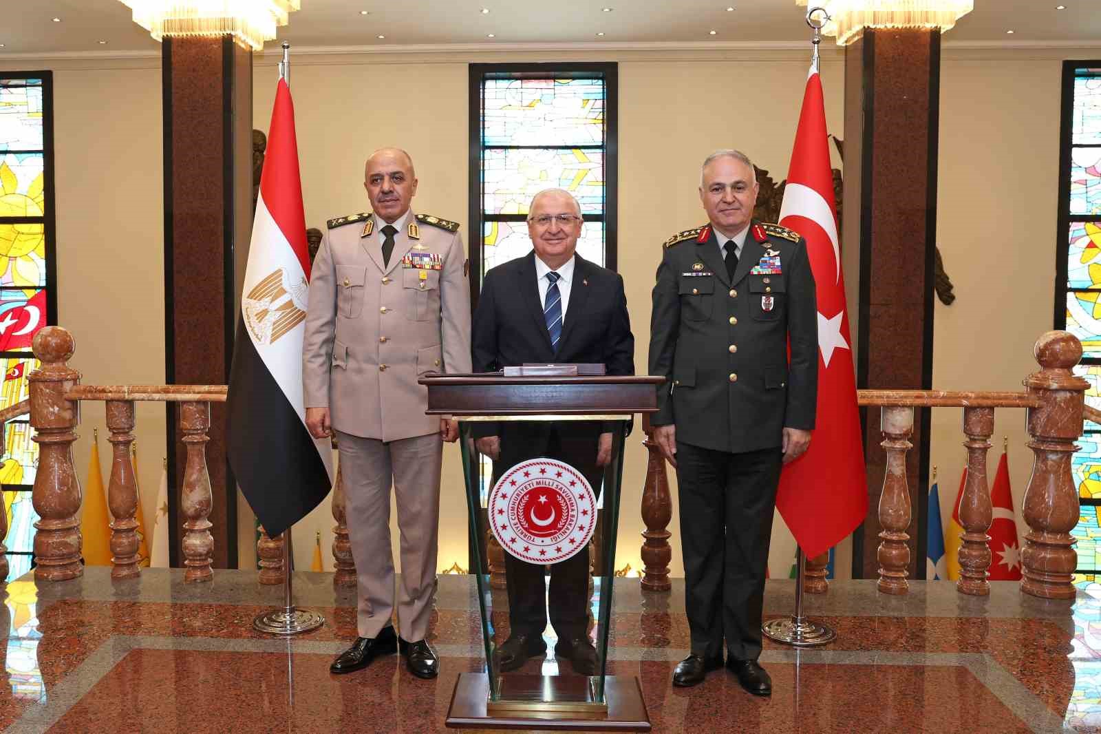Genelkurmay Başkanı Güler, Mısır Genelkurmay Başkanı Khalifa’yı kabul etti