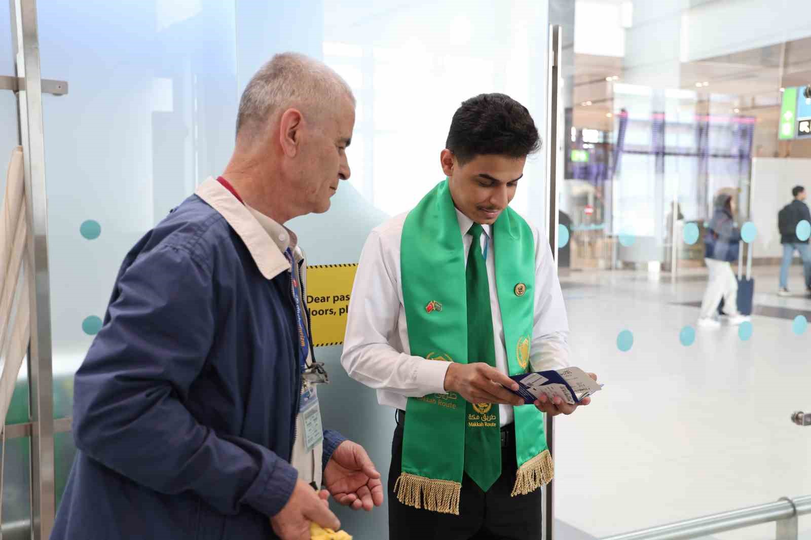"Mekke Yolu" projesi ile hacı adayları İstanbul Havalimanı&rsquo;ndan sorunsuz şekilde kutsal topraklara uğurlanıyor
