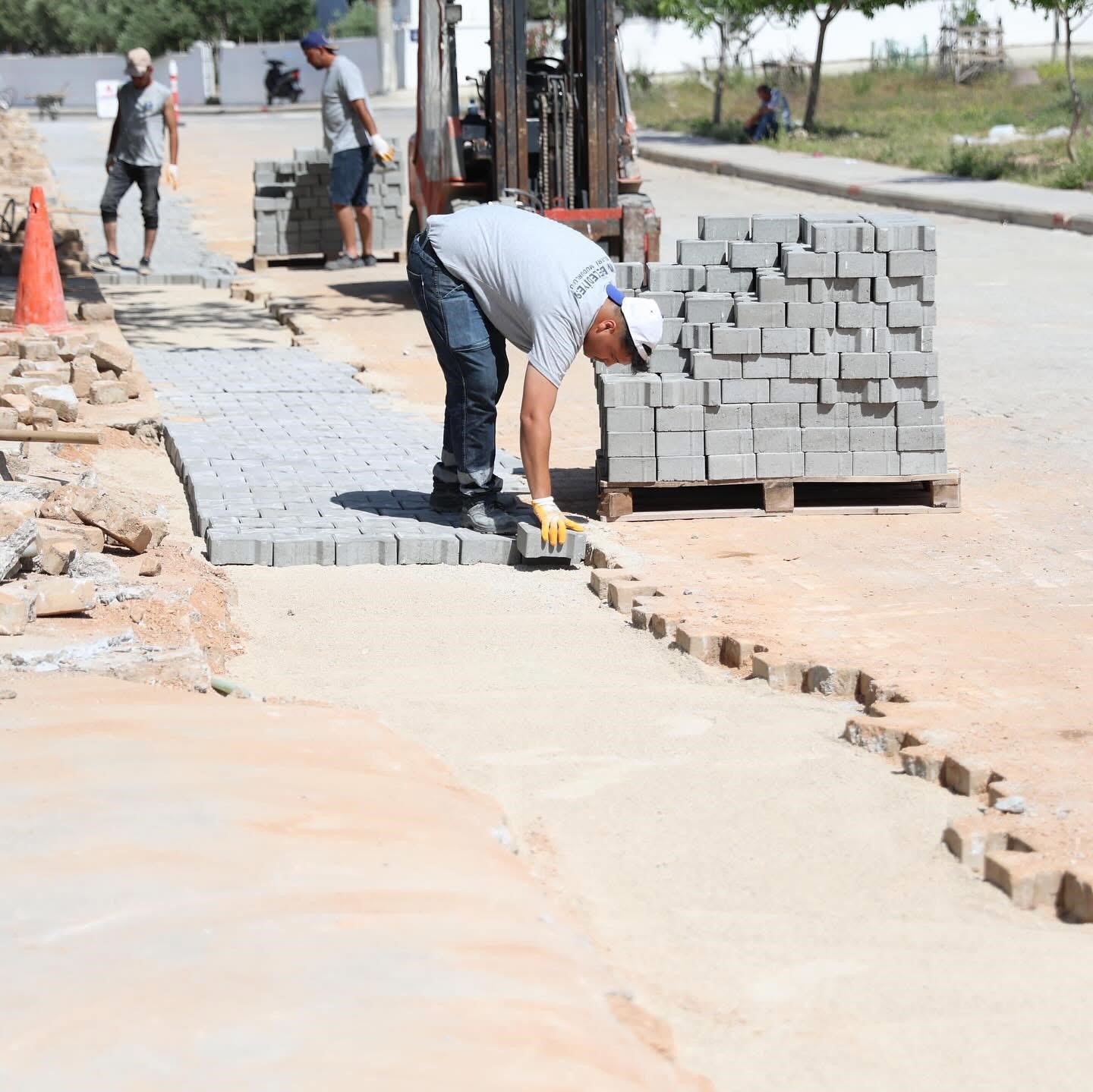 Didim’de yol yapım çalışmaları tüm hızıyla sürüyor