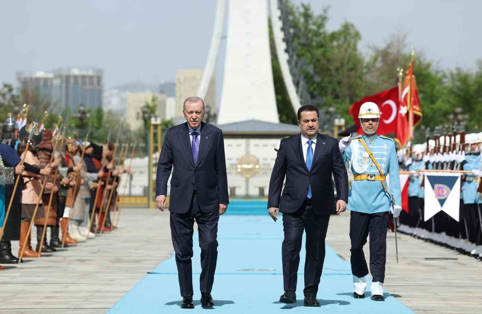 Cumhurbaşkanı Erdoğan, Irak Başbakanı Sudani&rsquo;yi resmi t&ouml;renle karşıladı
