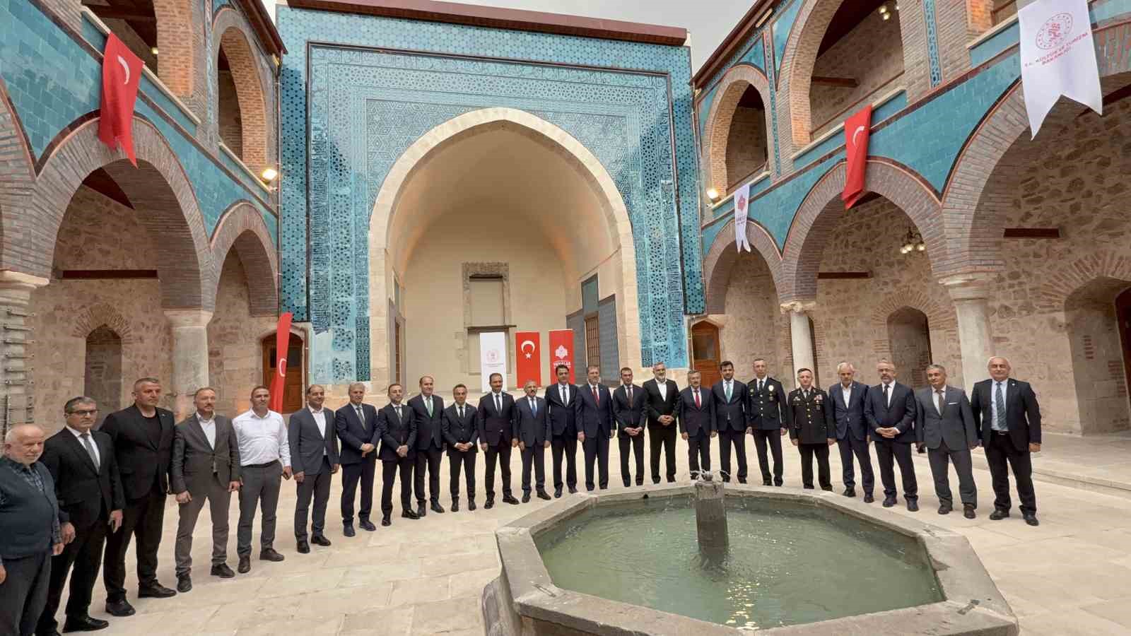 Tokat’ta restorasyonu tamamlanan 8 asırlık Gökmedrese ziyarete açıldı
