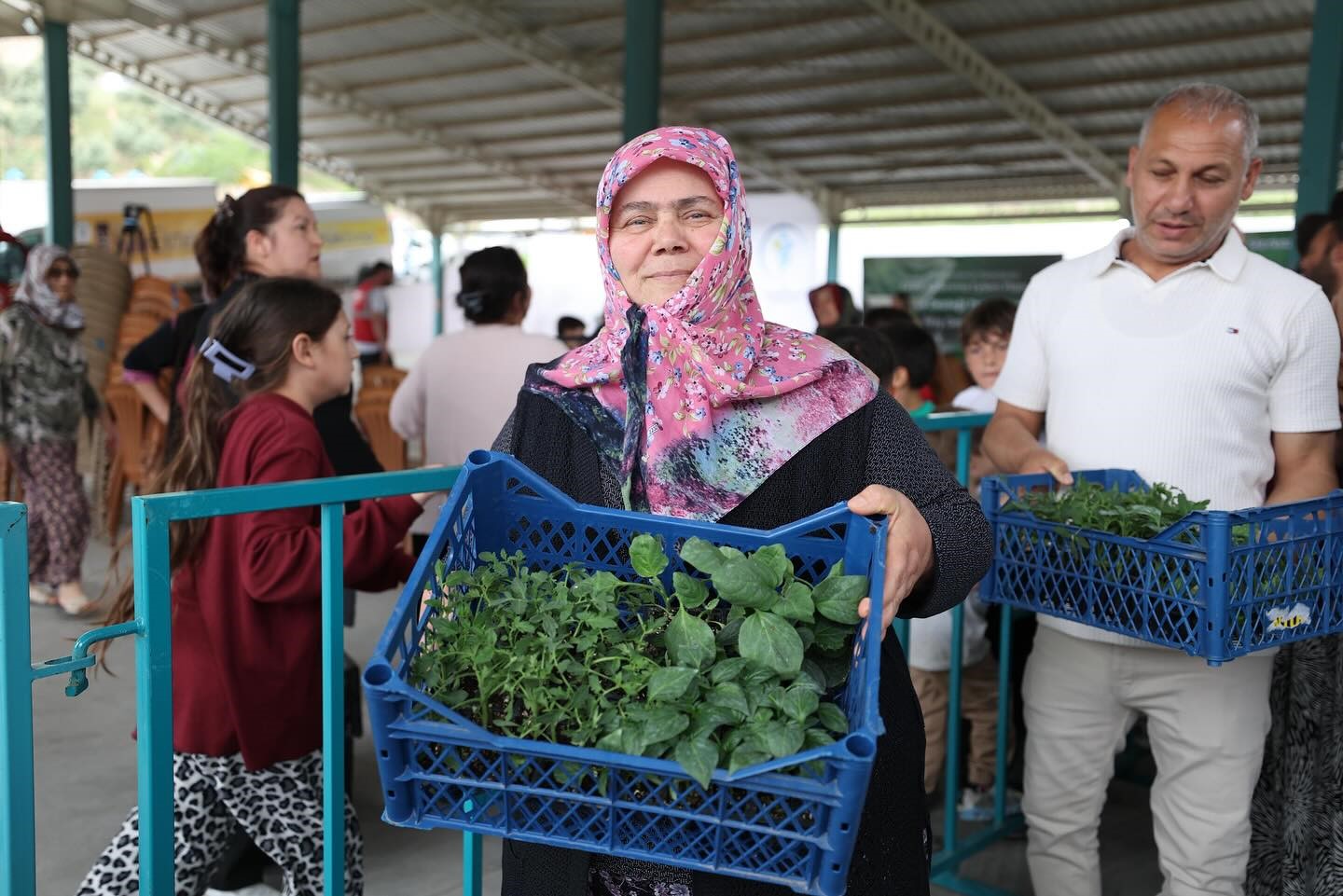 Başkan Doğan, ""Çiftçilerimize destek, topraklarımıza bereket olmaya devam ediyoruz"
