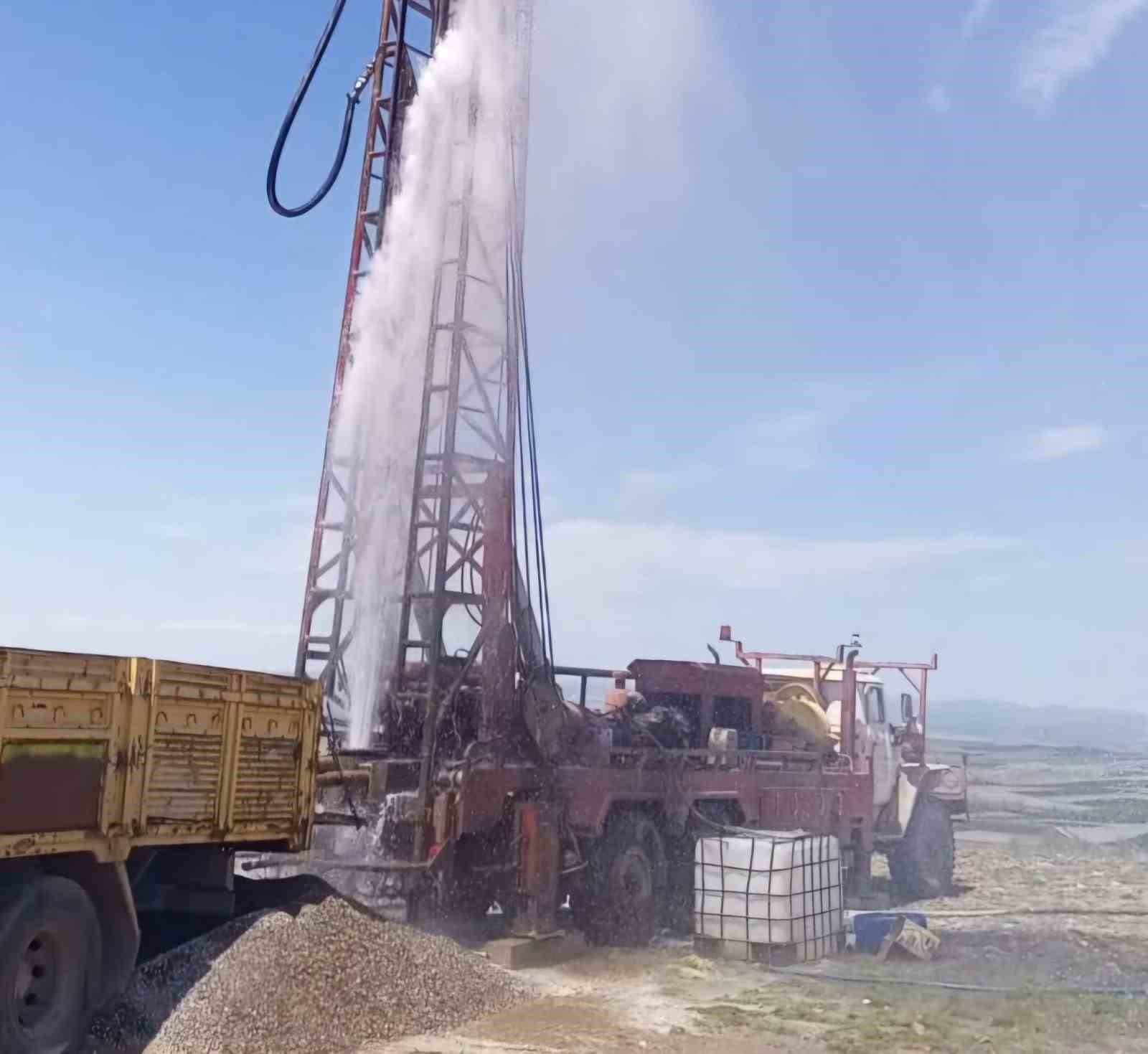 İçme suyunu sınırlı kullanan köyde yıllar sonra gelen sevinç

