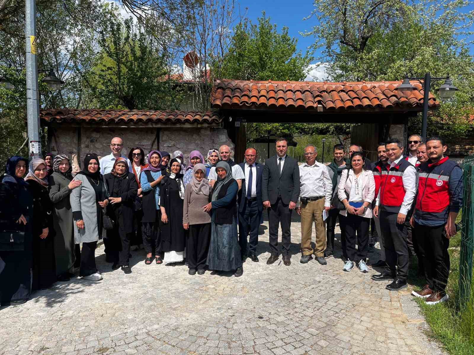 IFAD heyetinden Çavdarhisar Aizanoi Antik Kentine ziyaret
