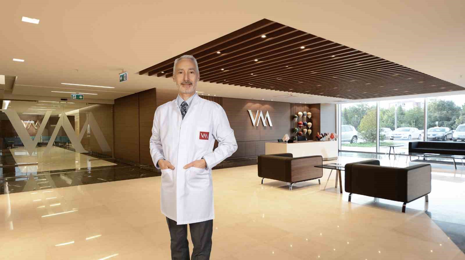 "Uzun süre masa başında çalışmak boyun fıtığı sebebi"