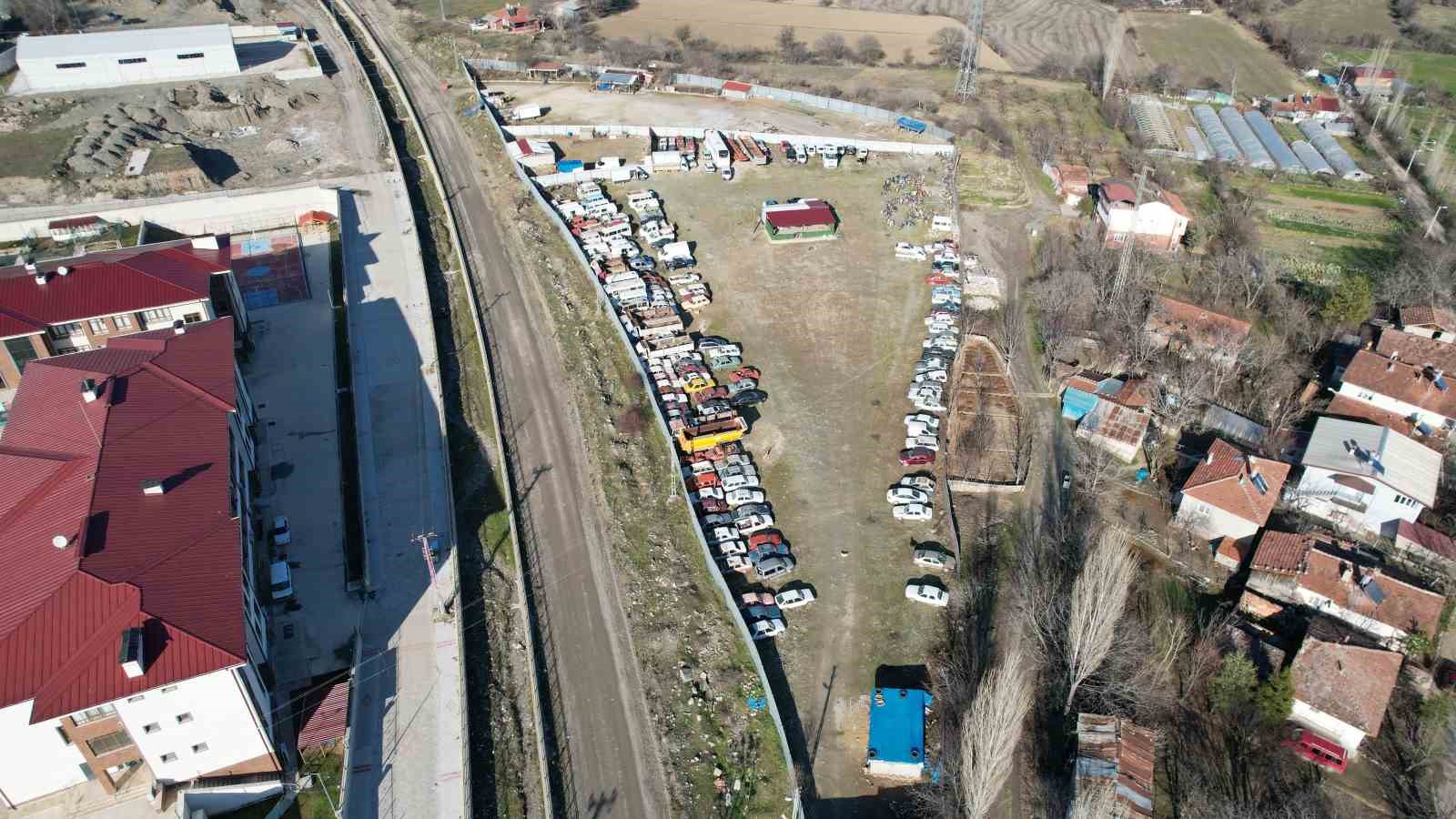 Tokat&rsquo;ta yasa dışı ara&ccedil; ticaretine darbe
