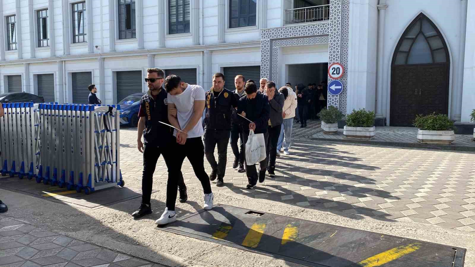 28 ilde operasyon: Sahte araç kiralama sitesiyle 122 kişiyi dolandırmışlar
