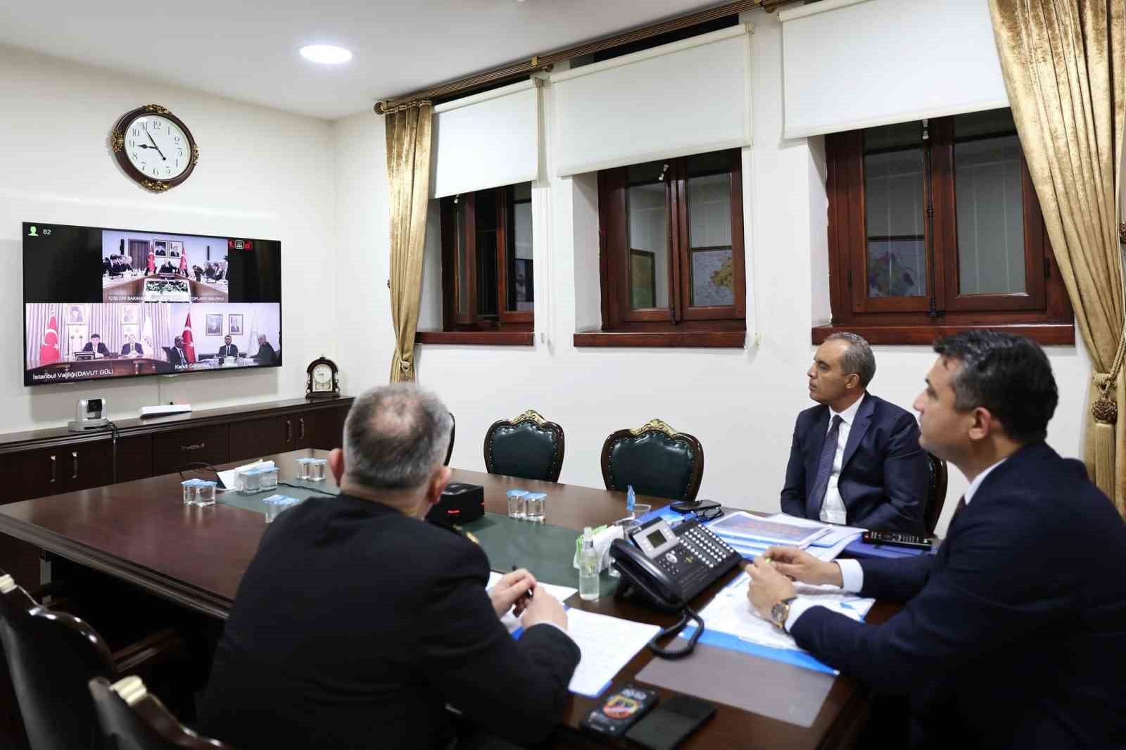 Afyonkarahisar’ın asayiş tedbirleri ele alındı
