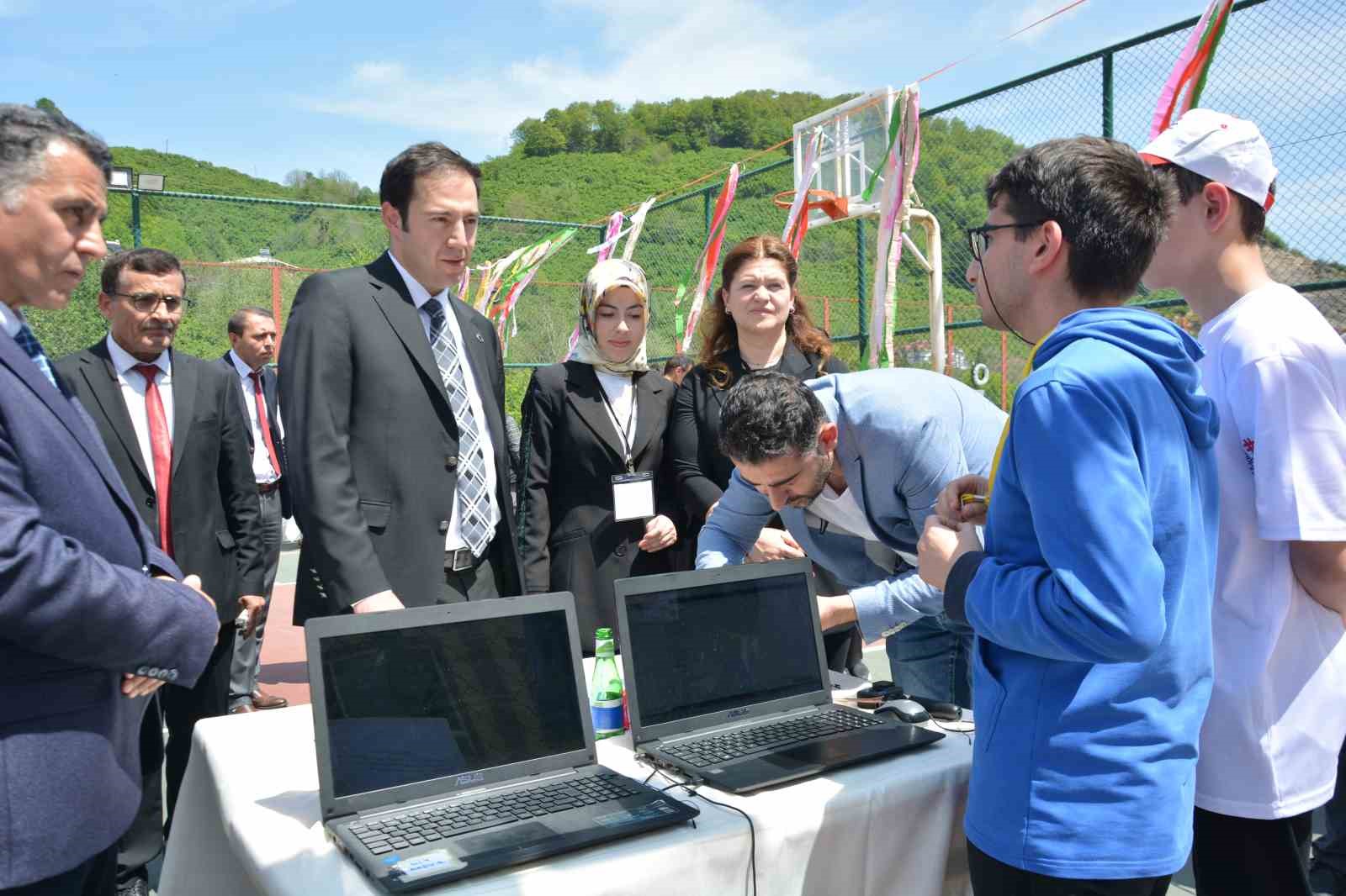 İkizce’de Bilim Fuarı’nda enerji temalı projeler ilgi odağı oldu
