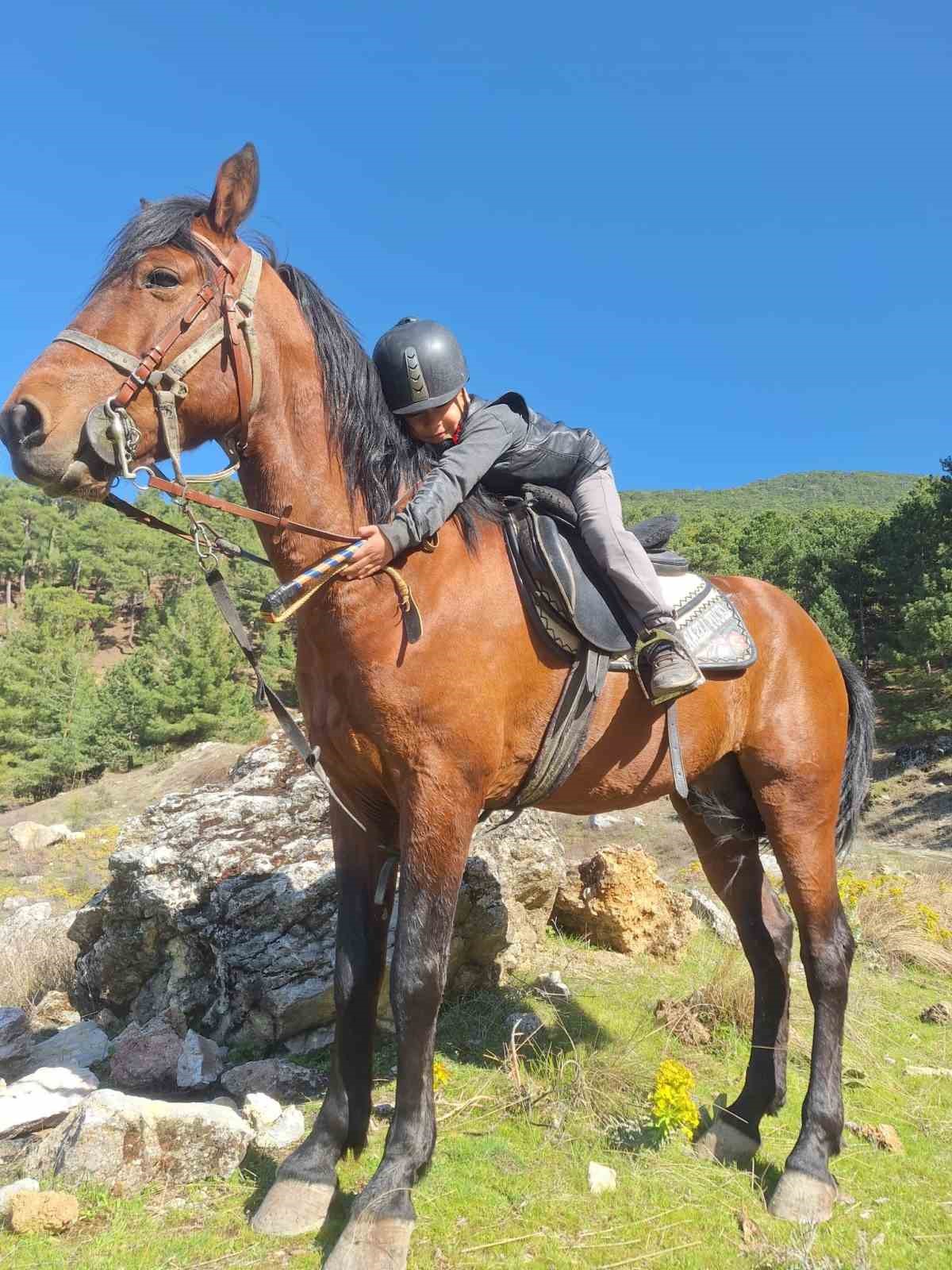800 yıllık geleneğe genç nefes
