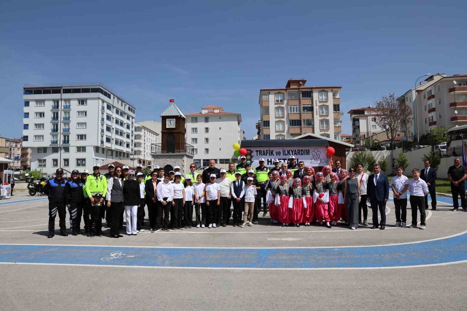 Bilecik&rsquo;te Trafik ve İlk Yardım Haftası kutlandı
