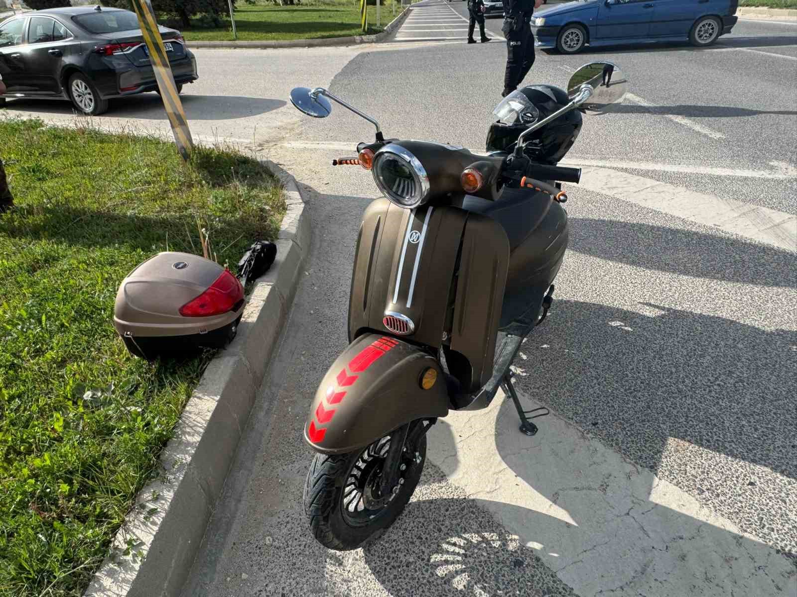 Bilecik&rsquo;te &rsquo;Kaza kavşağı&rsquo;nda yine bir kaza
