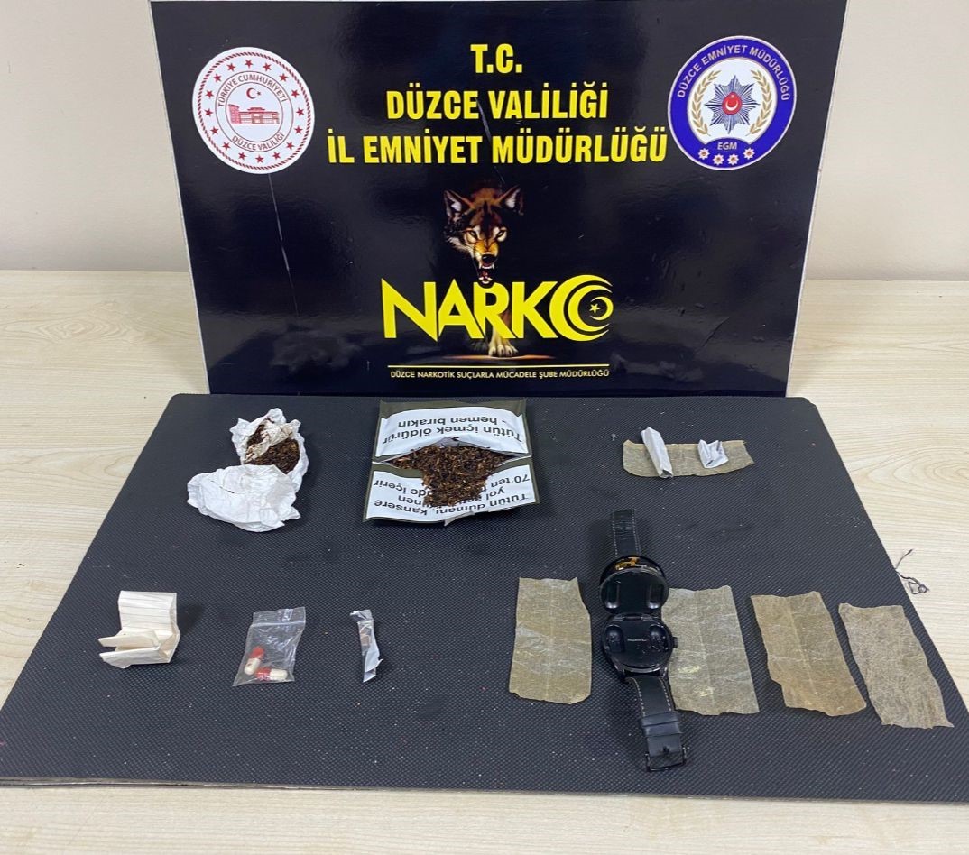Düzce’de 2 uyuşturucu taciri tutuklandı
