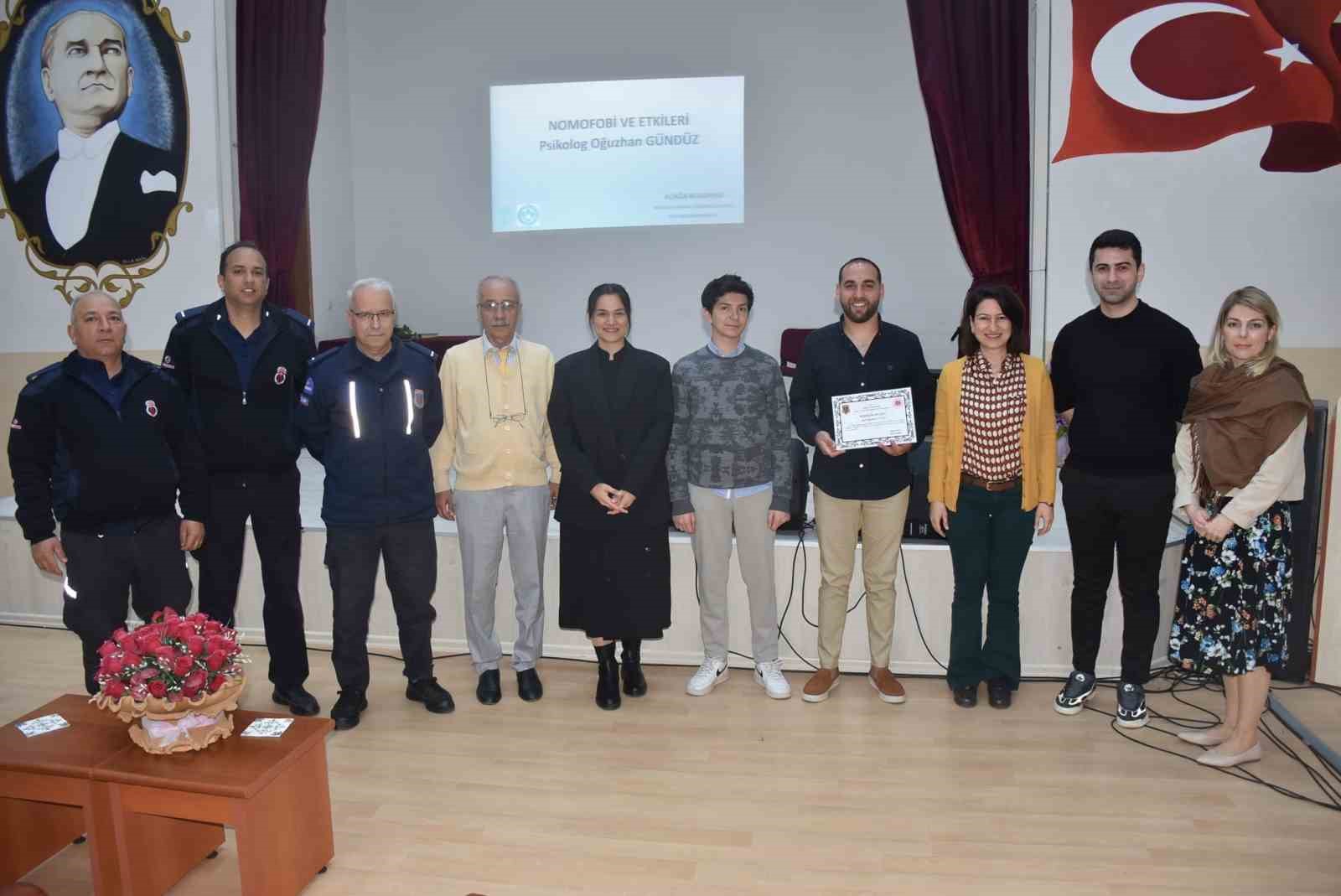 Aliağa’da, psikologlardan hükümlü ve tutuklulara seminer
