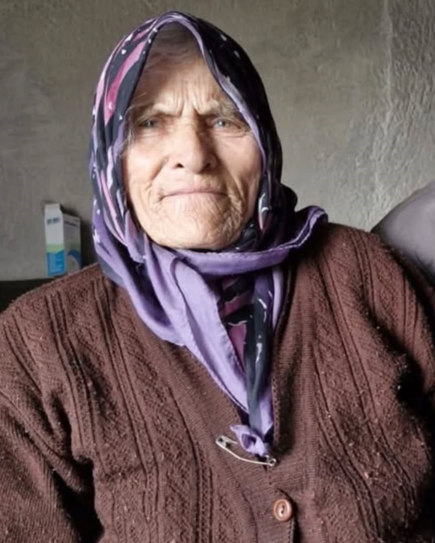 Hisarcık&rsquo;ta &ccedil;ıkan yangında alzaymır hastası yaşlı kadın hayatını kaybetti
