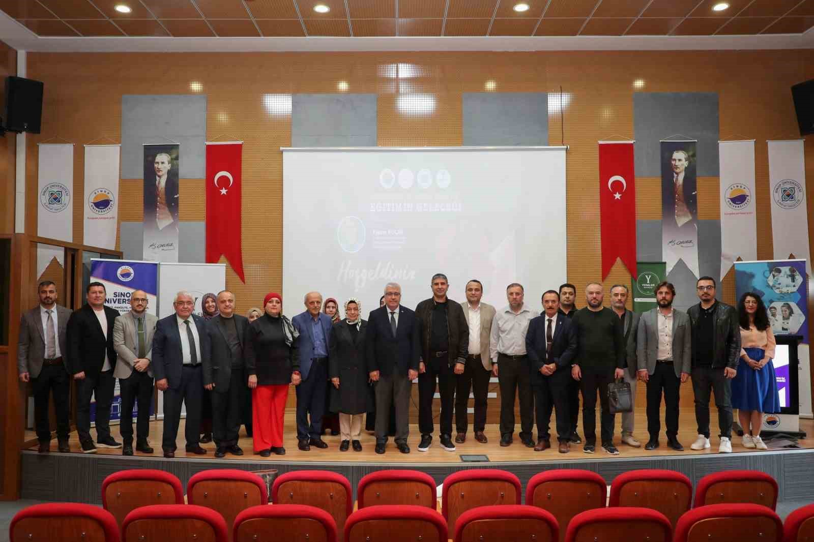 Sinop’ta geleceğin eğitimi konuşuldu
