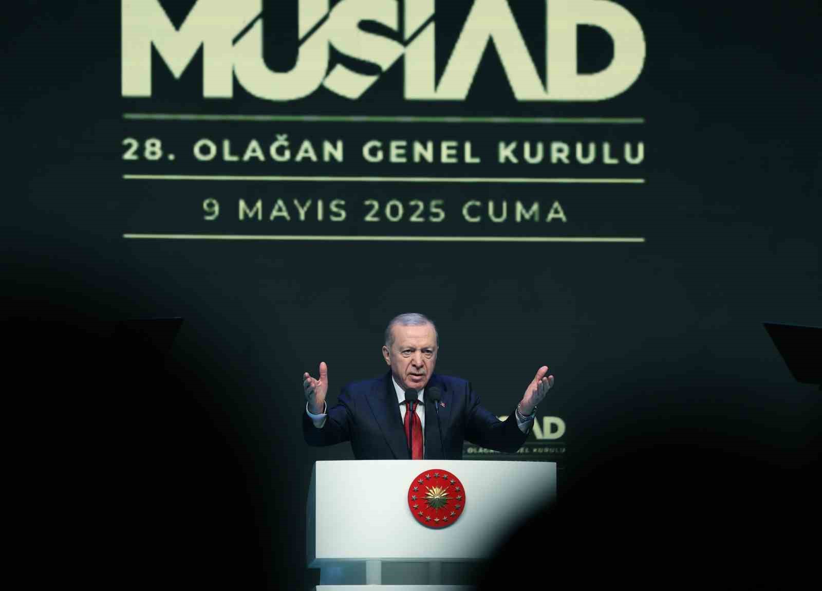 Cumhurbaşkanı Erdoğan’dan CHP lideri Özgür Özel’e: "Bunun adı ekonomik tetikçiliktir, jurnalciliktir, ispiyonculuktur"

