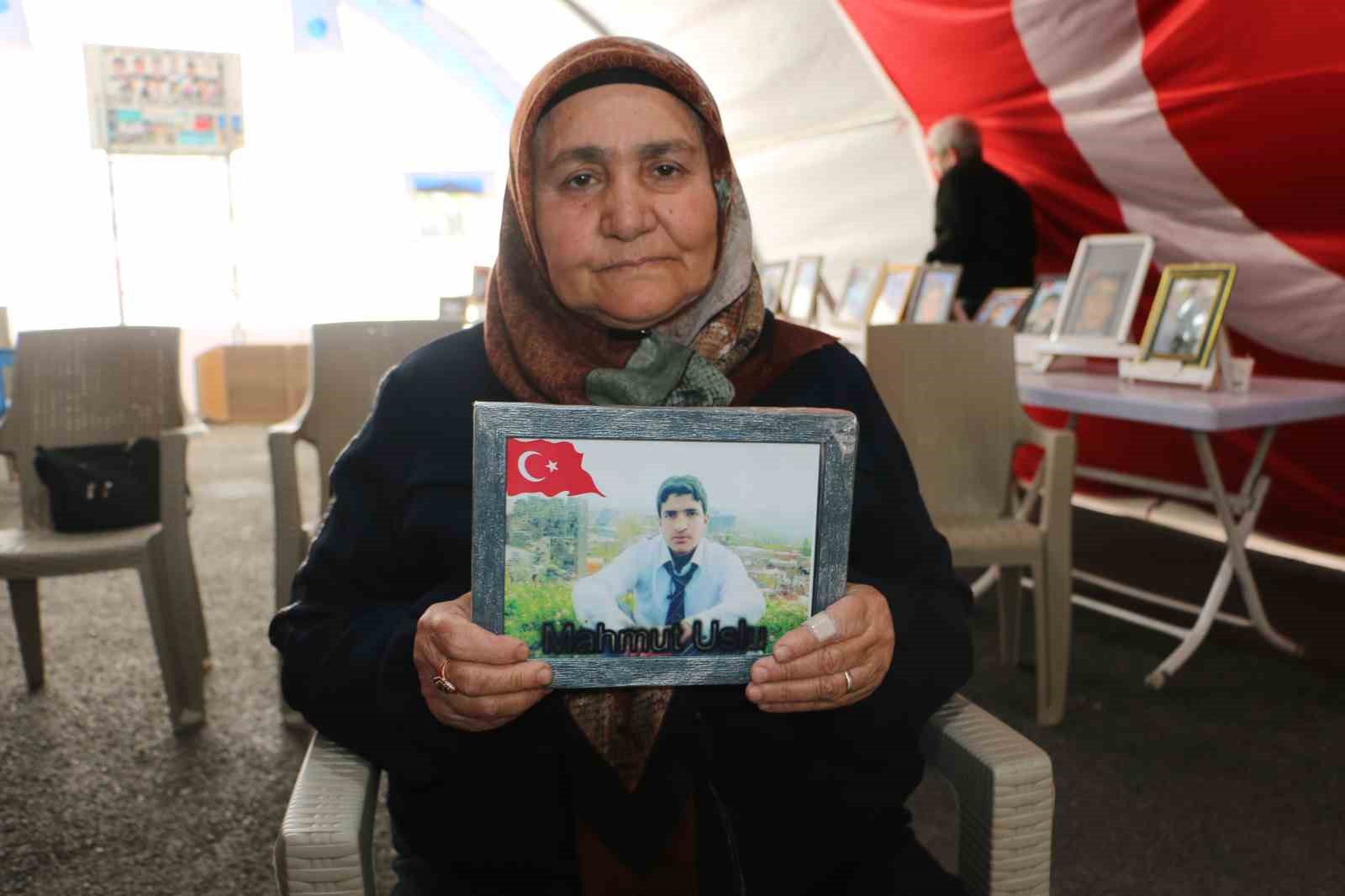 Diyarbakır anneleri PKK’nın silah bırakmasıyla çocuklarına kavuşmayı umut ediyor
